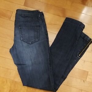 Dark Wash Low Rise Women's Jeans